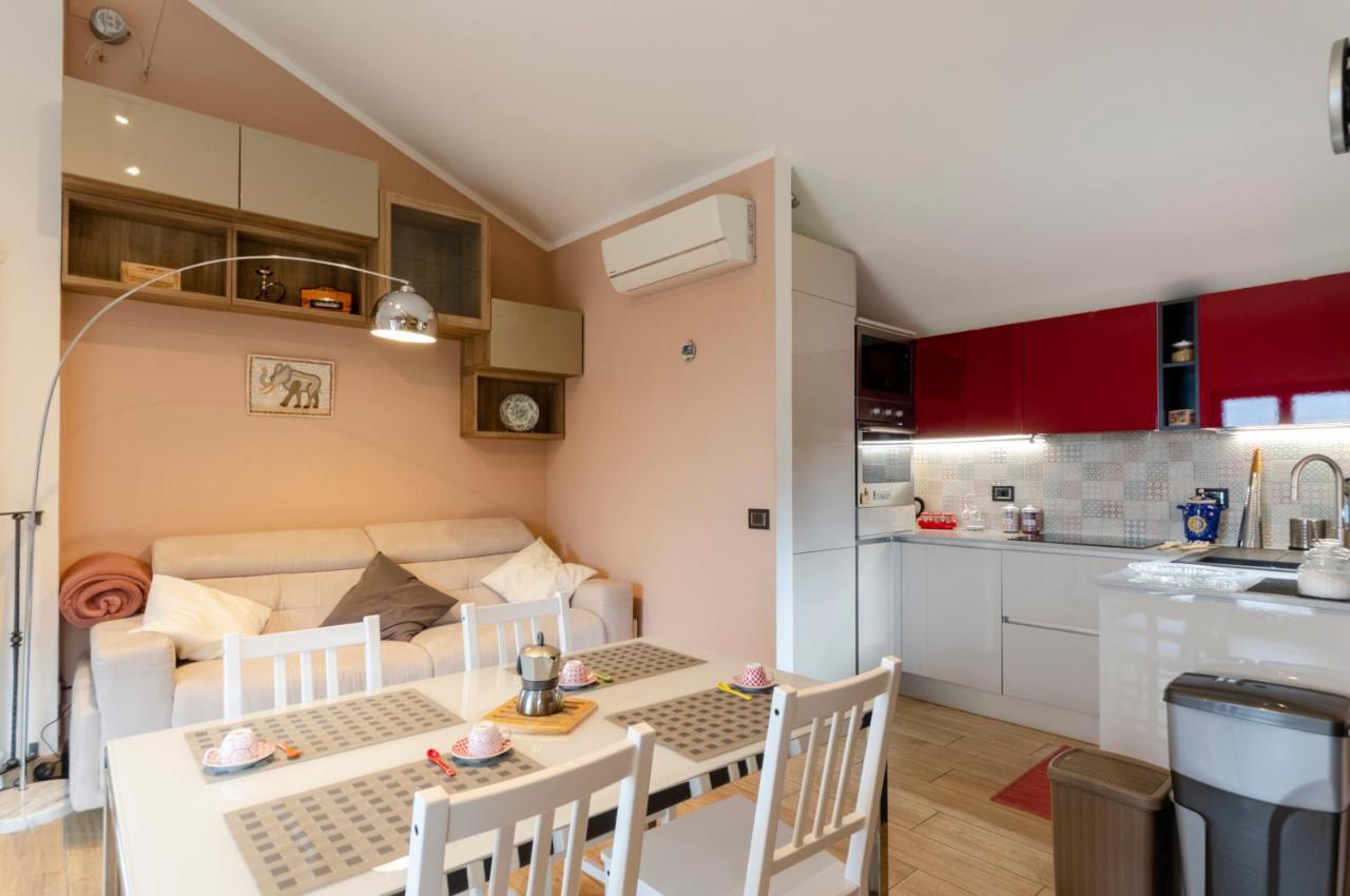 Ferienwohnung Altido Splendid Flat With Terrace & Magnificent View Breccanecca Exterior foto