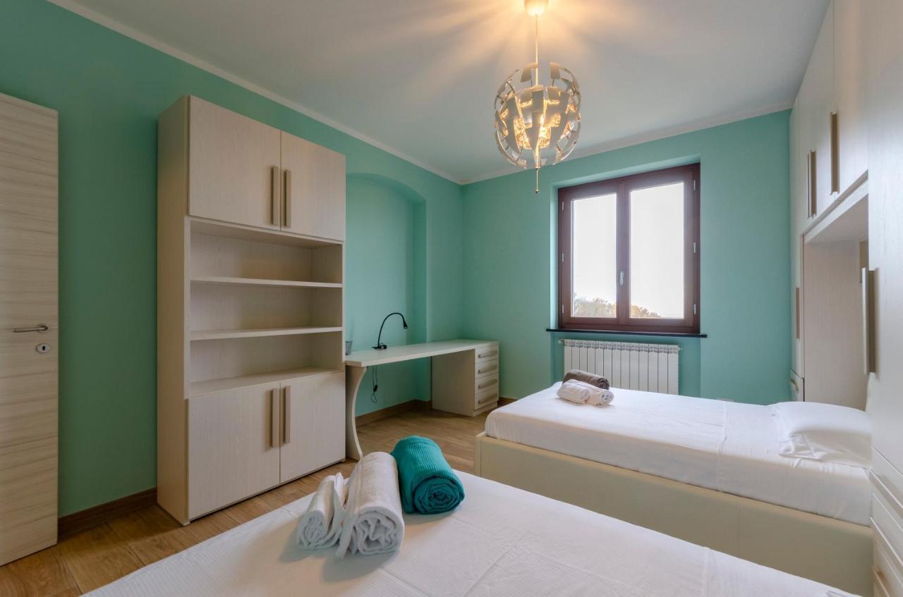 Ferienwohnung Altido Splendid Flat With Terrace & Magnificent View Breccanecca Exterior foto