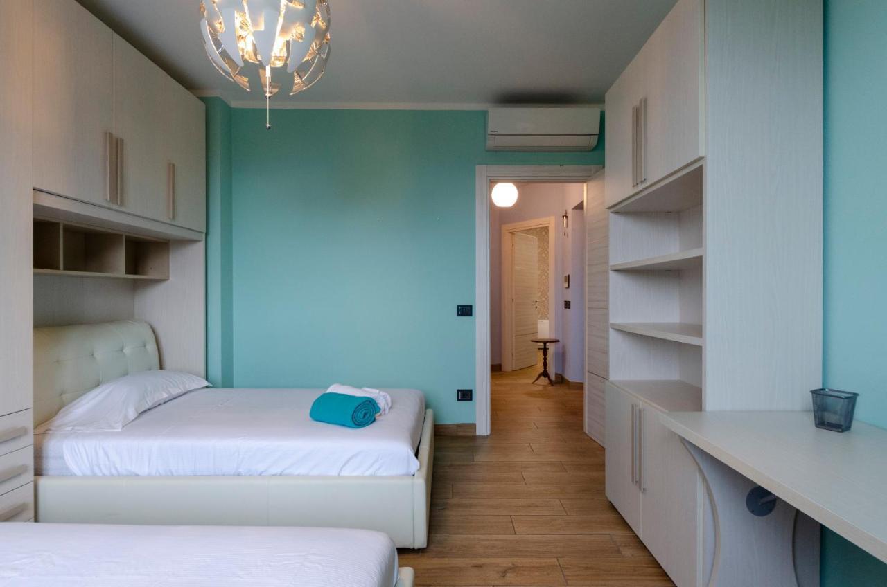 Ferienwohnung Altido Splendid Flat With Terrace & Magnificent View Breccanecca Exterior foto