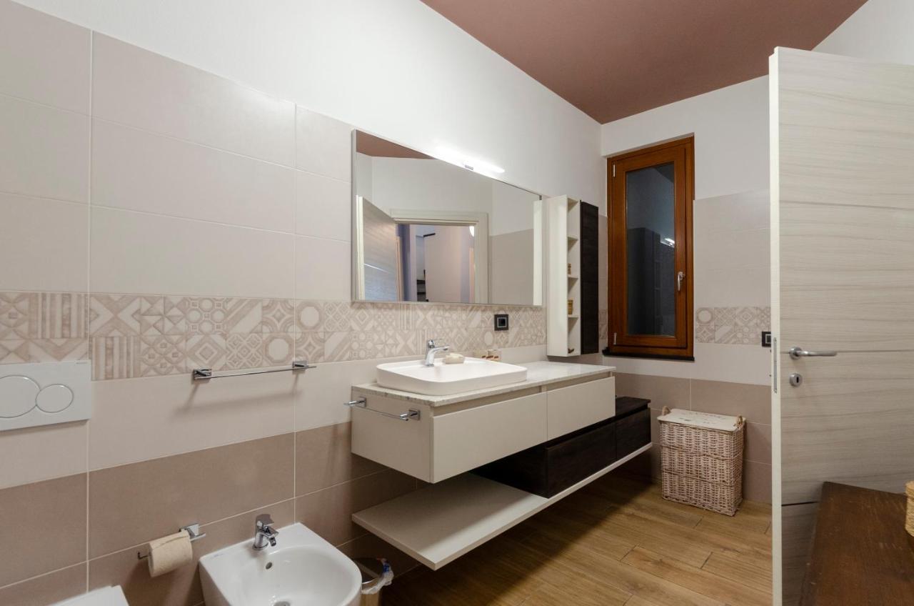 Ferienwohnung Altido Splendid Flat With Terrace & Magnificent View Breccanecca Exterior foto